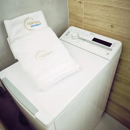 Grobla 1 + Parking *