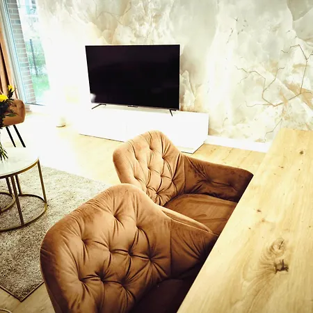 Grobla 1 + Parking Gdańsk